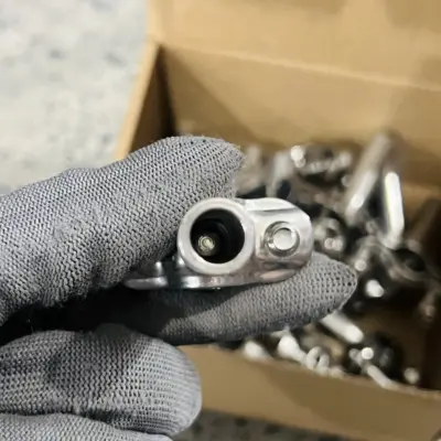 Đai Kẹp Ống Có Chân Hàn Inox 304 5/8Inch