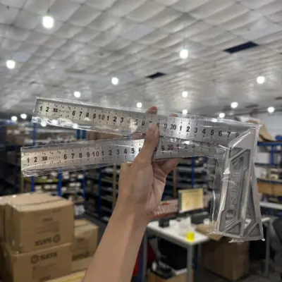 Thước Lá Vuông Góc Bằng Thép 500 mm (20 Inch) Bosi BS181750