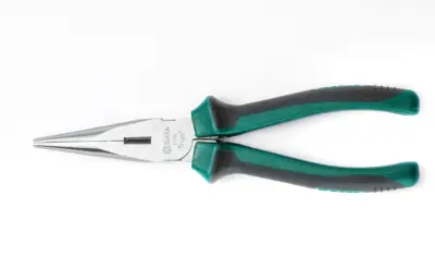 Kìm Mỏ Nhọn 6 inch/160 mm SATA 70101A