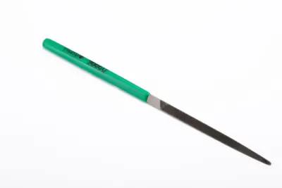 Dũa Tam Giác Mini 200mm Sata 03996