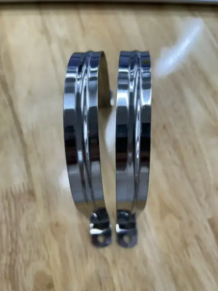 Cùm Omega Inox 304 (DN100) Ø114mm